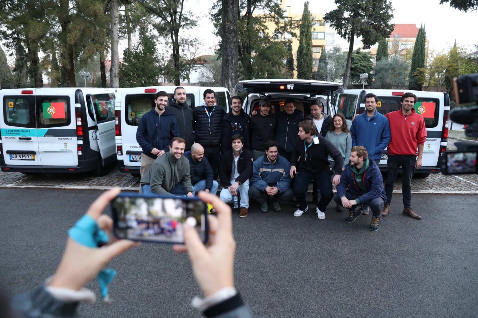 Vis o Como se prepara uma caravana humanit ria em apenas uma