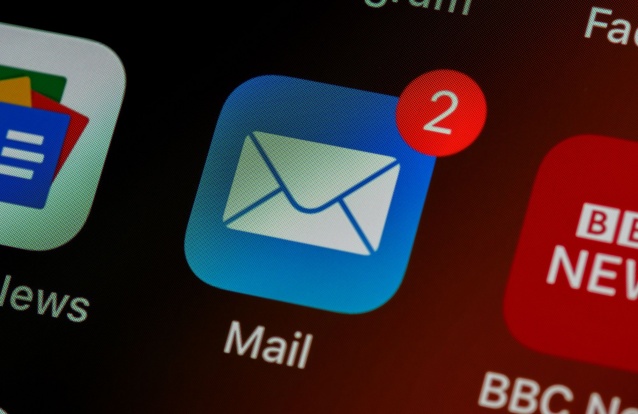 E-mail | Email