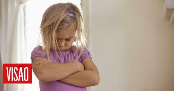 10 estratégias para ensinar as crianças a gerir emoções, segundo uma psicóloga