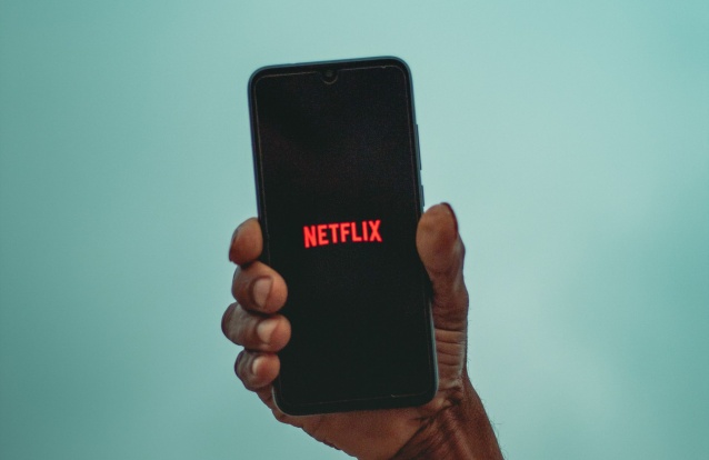 Exame Informática  Netflix vai começar a cobrar por “utilizadores extra”