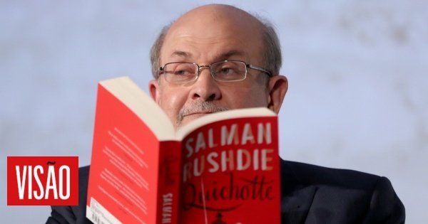 Visão Escritor Britânico Salman Rushdie Atacado Em Nova Iorque 9316