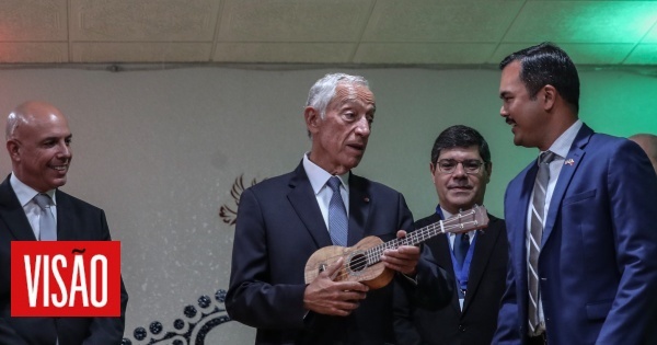 Marcelo recebe ukulele em São José e manifesta intenção de visitar o Havai