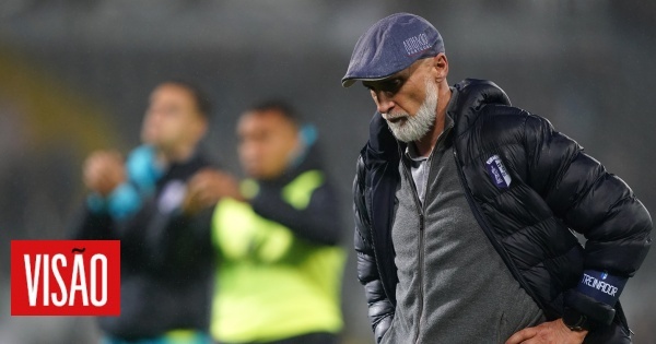 Álvaro Pacheco deixa de ser treinador do Vizela, clube que 'subiu' duas vezes