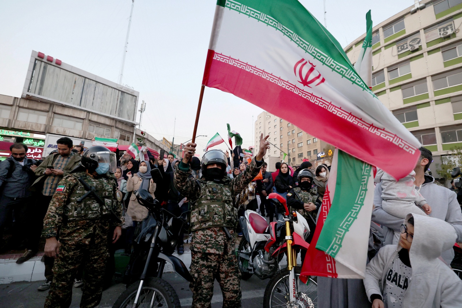 Mais de 700 detidos libertados no Irão após vitória sobre Gales