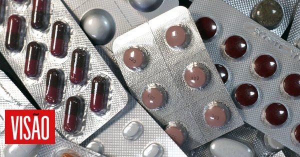 Uma em cada 4 pessoas não segue indicações de prescrição de antibióticos