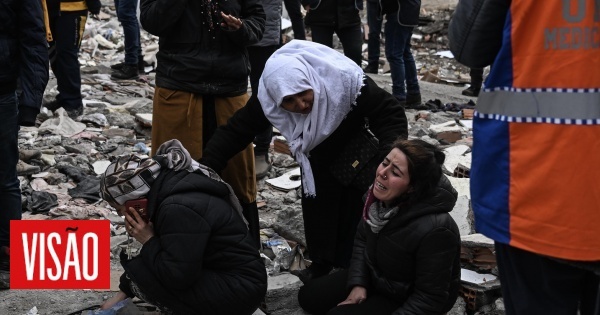 Ruínas, feridos e desespero: As imagens (também elas) devastadoras do terramoto na Turquia e na Síria