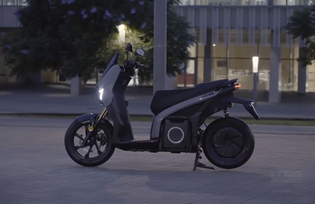 Scooter elétrica Seat Mo 125