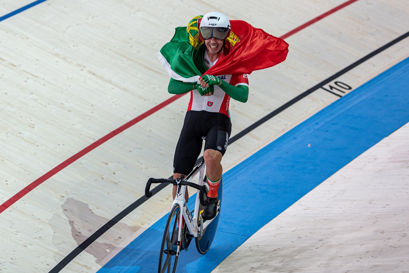 Selecionador português de ciclismo de pista: Fizemos um excelente