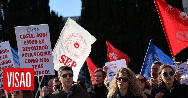 Enfermeiros especialistas exigem, no Porto, contabilização dos anos de serviço