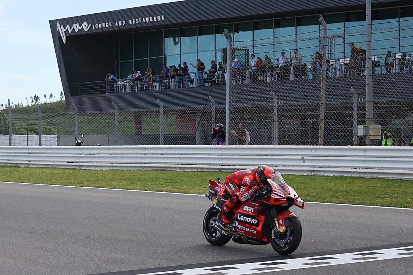 Portimão recebe última corrida do Mundial de MotoGP