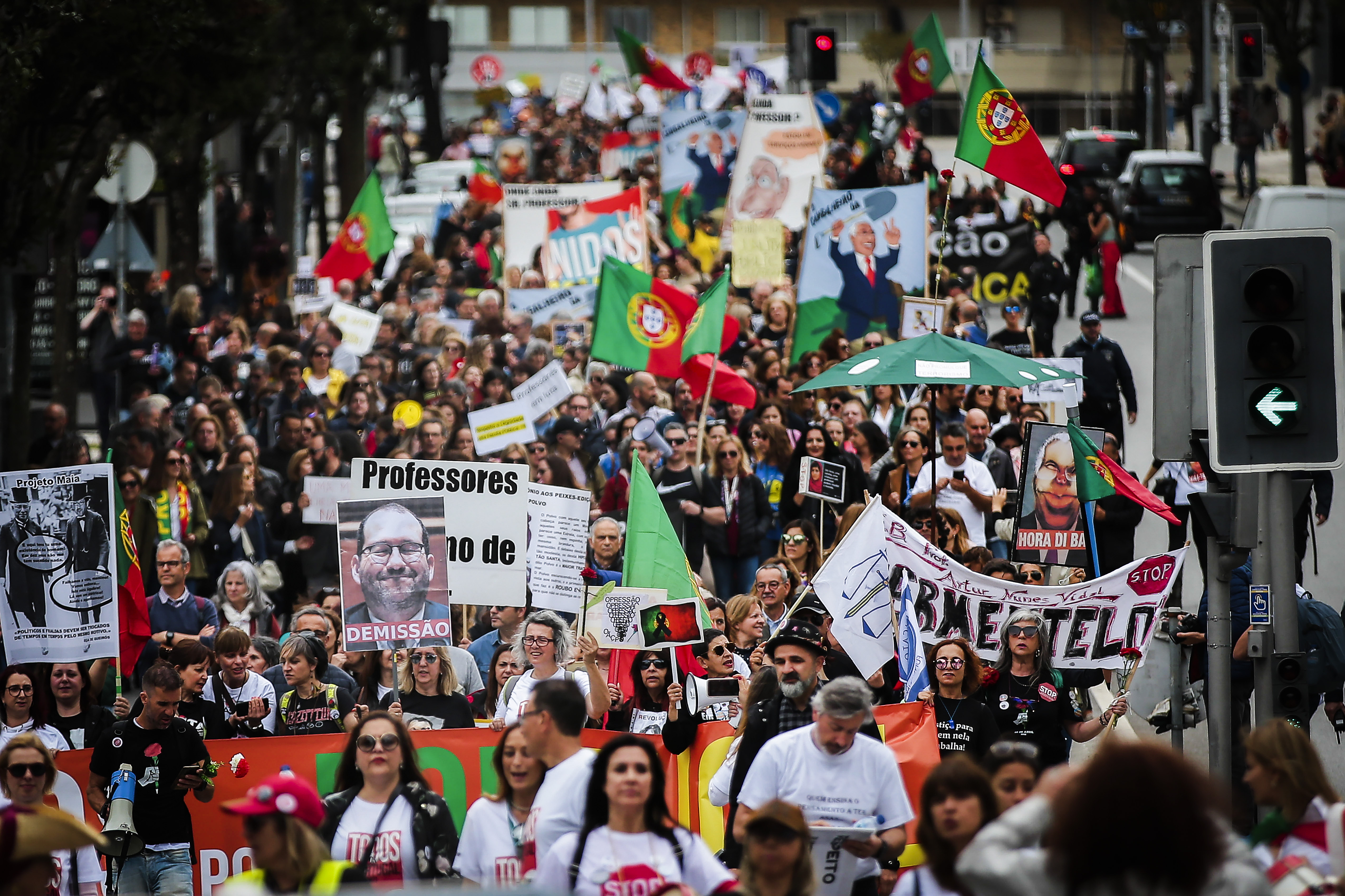 Acaba sempre aos berros : r/portugal