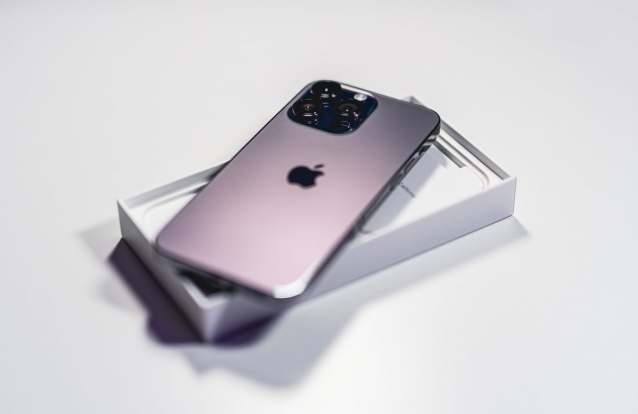 iPhone 14