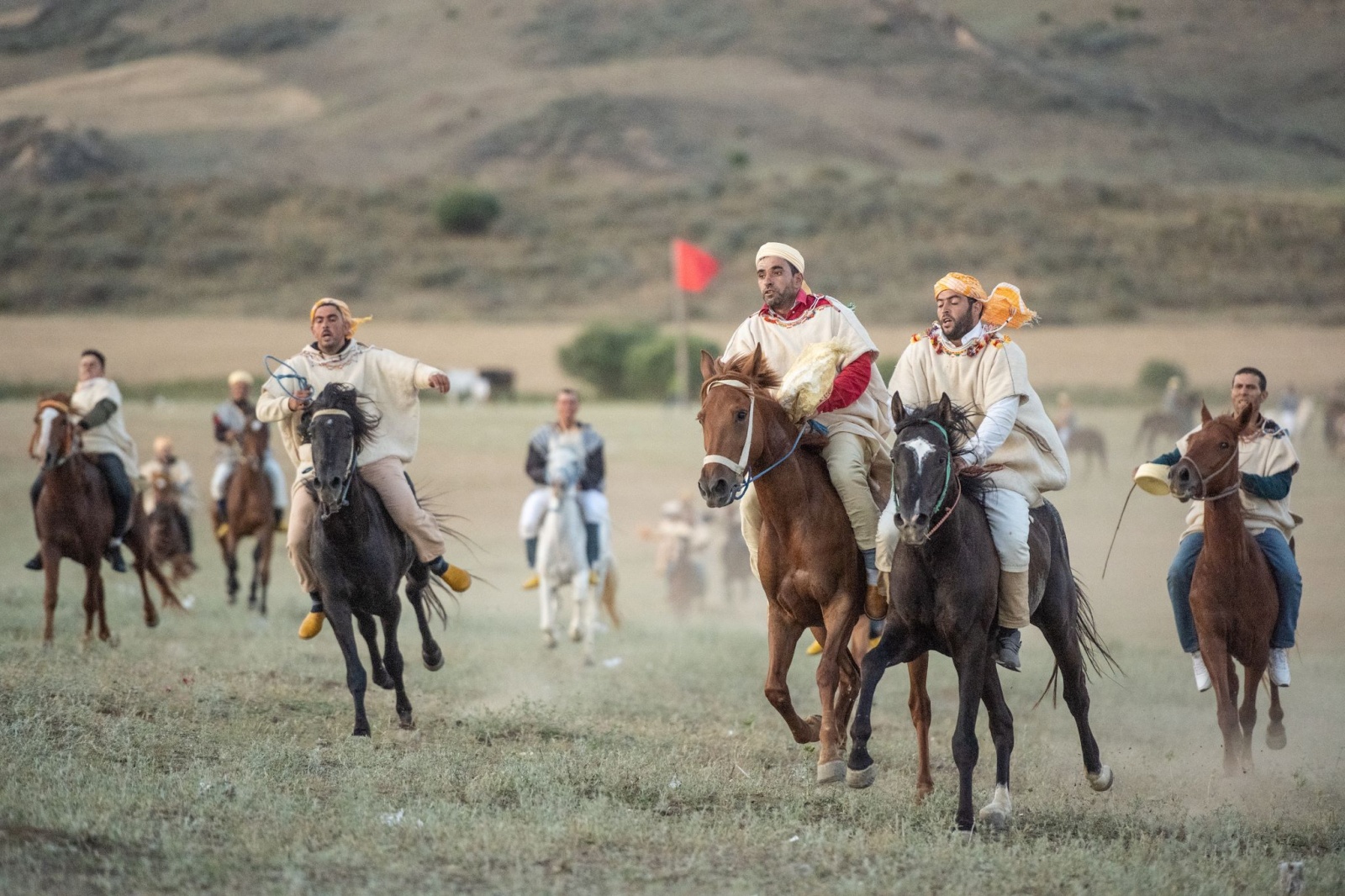 Visão  As corridas de cavalos mais loucas de Marrocos, no encalço da  classificação como Património da Humanidade