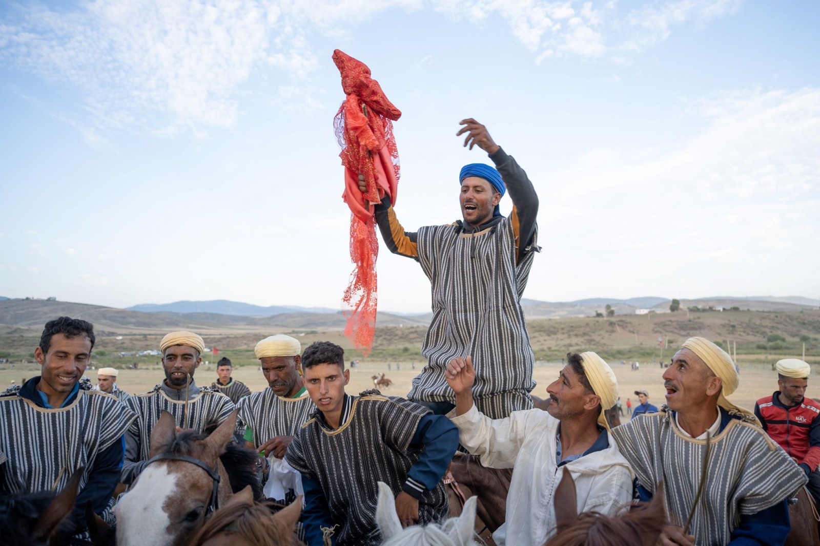 Visão  As corridas de cavalos mais loucas de Marrocos, no encalço da  classificação como Património da Humanidade