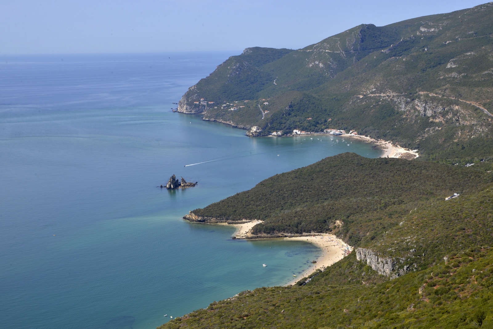 Confira locais que, como a Praia do Secreto, oferecem riscos aos