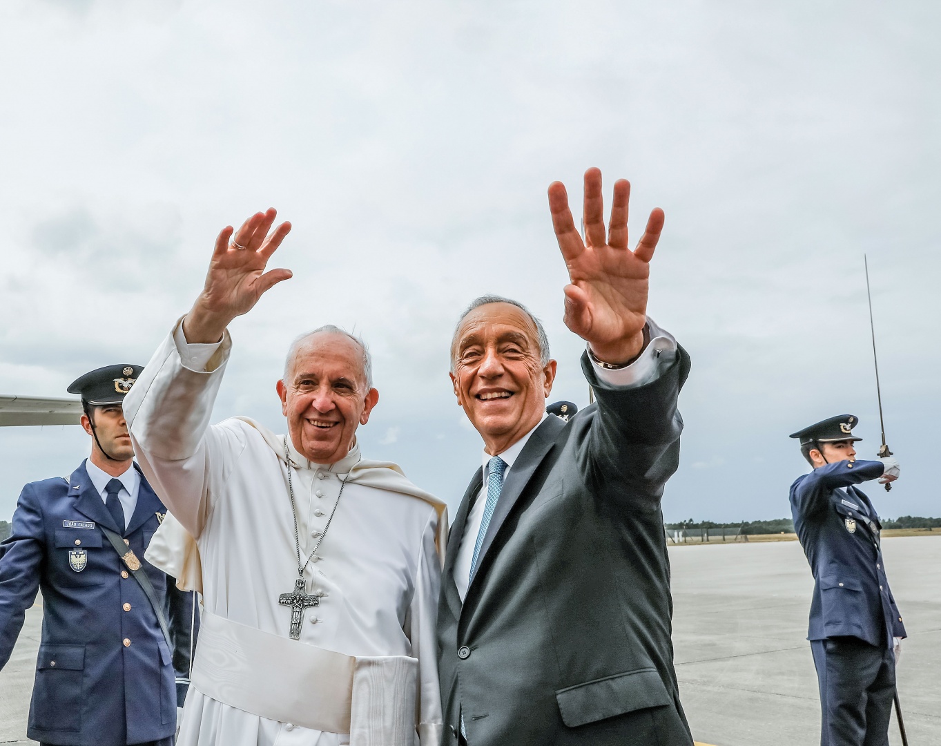 Papa Francisco visita Portugal sem esquecer vítimas de abusos sexuais,  guerra e terrorismo em Moçambique