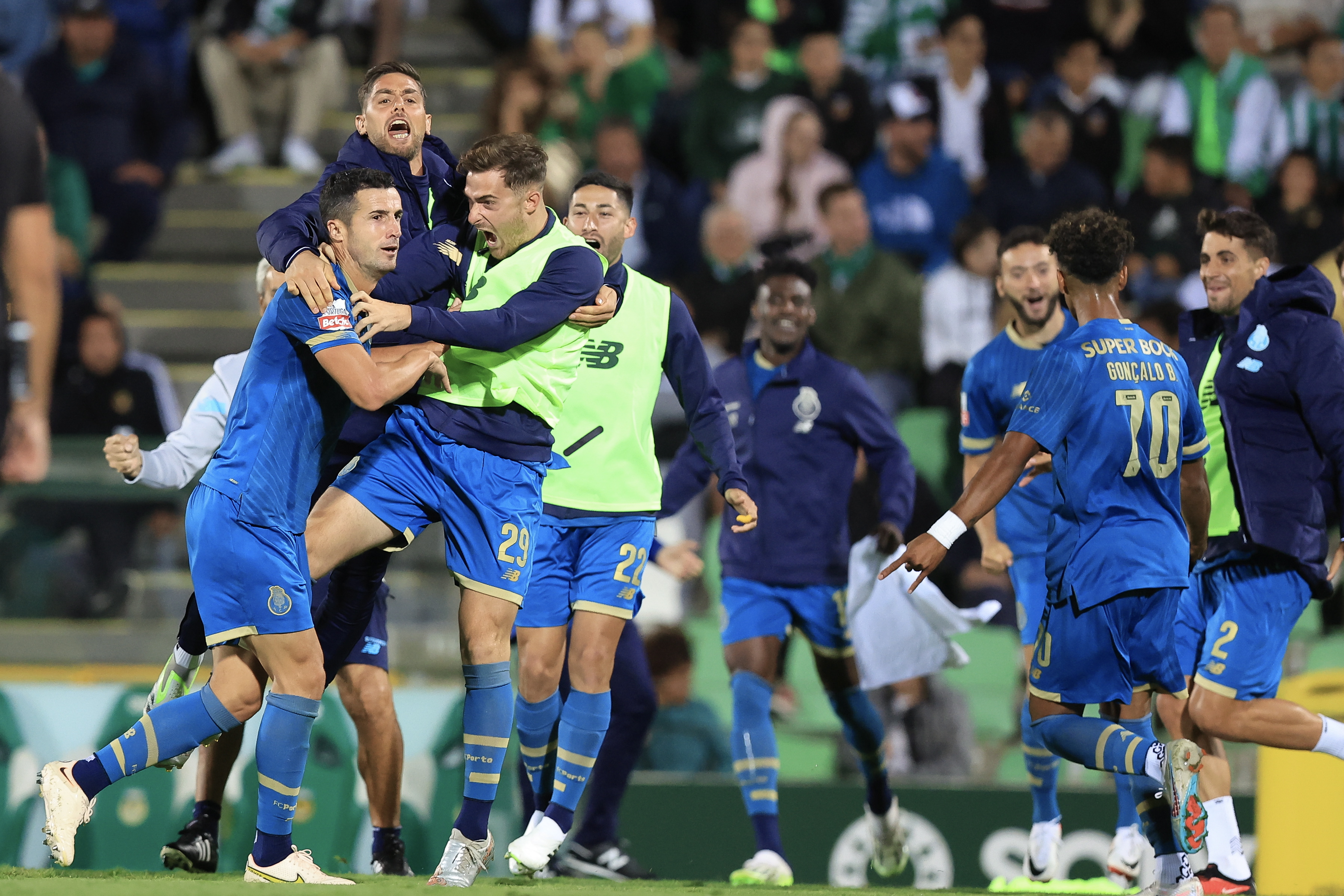 Grupo H: veja como chegam Barcelona, Porto, Shakhtar e Royal Antuérpia na  Champions