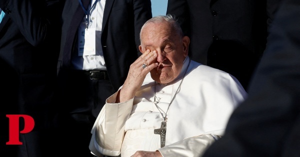 Papa apela a acção europeia para que Mediterrâneo não seja o “mar da morte”