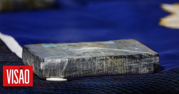 PJ e Polícia Nacional espanhola apreendem uma tonelada de cocaína em navio ao largo de Cabo Verde (com vídeo)
