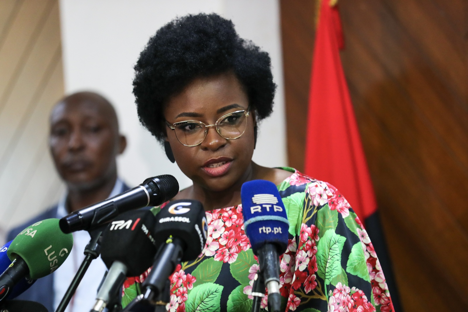 Visão Fmiencontros Presidente Mandou Reavaliar Subsídios Aos Combustíveis Ministra Angolana 