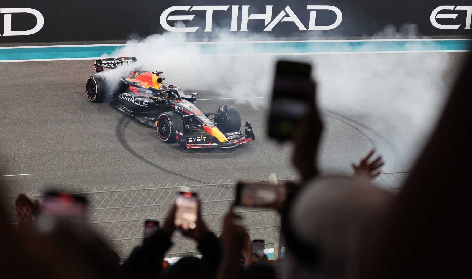 Grande Prémio Abu Dhabi: 19º vitória para Verstappen