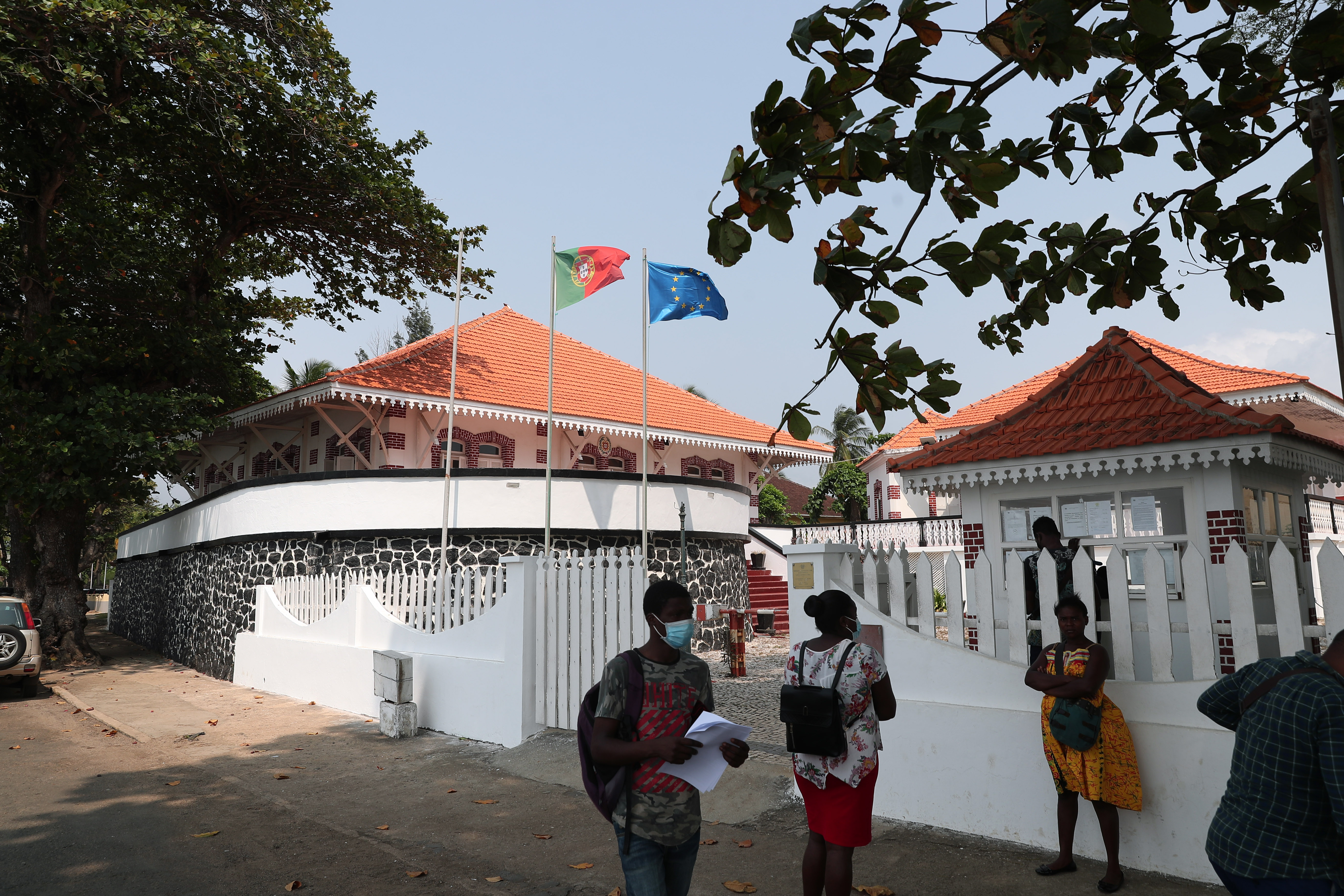 Bola Nón - Tudo Sobre o Desporto de São Tomé e Príncipe