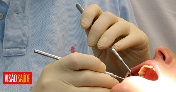 Médicos em formação vão tratar doentes graves ou sem posses que perderam dentes