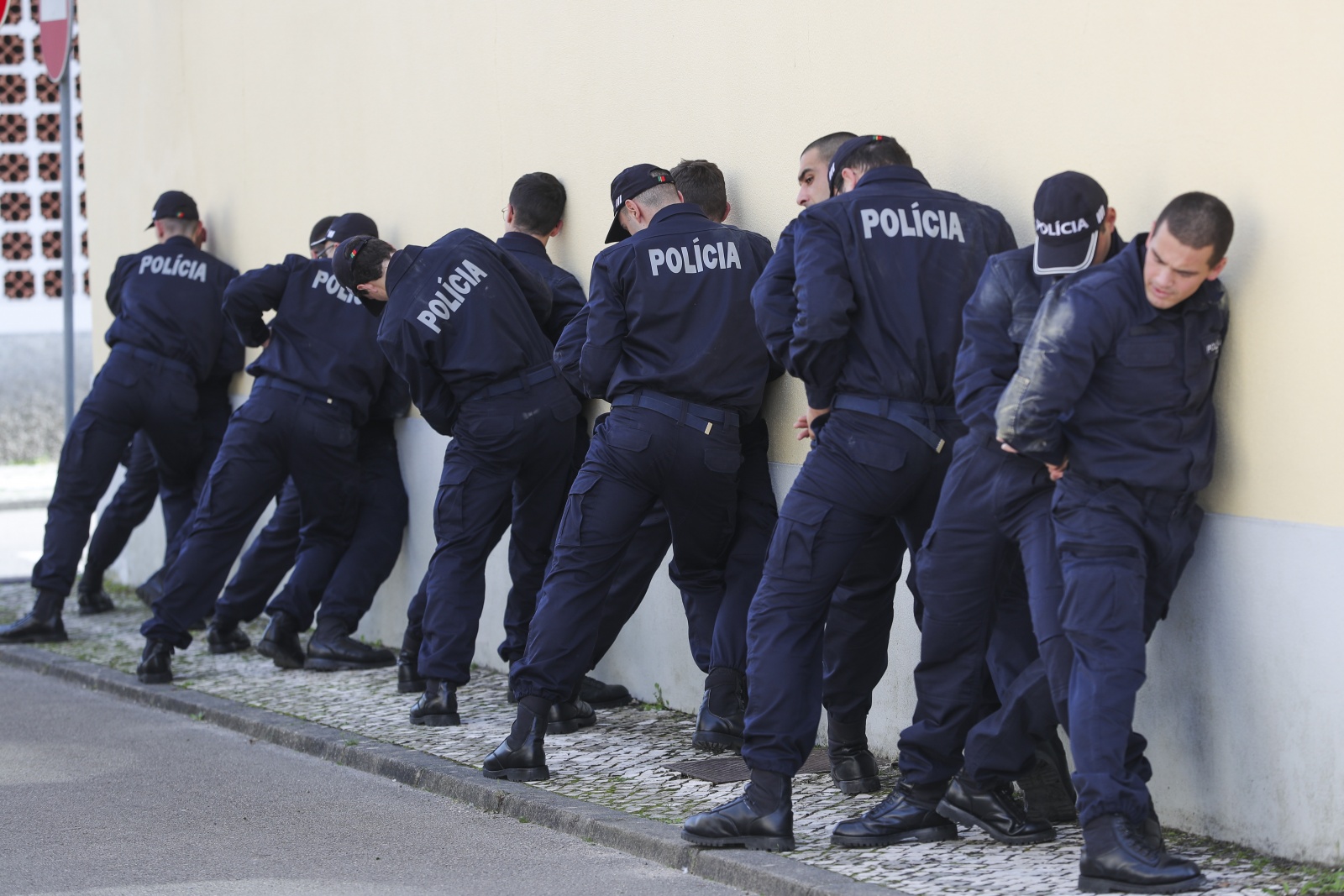 Visão Futuros Agentes Da Psp Dizem Que Ainda Vale A Pena Concretizar Sonho De Ser Polícia 2850