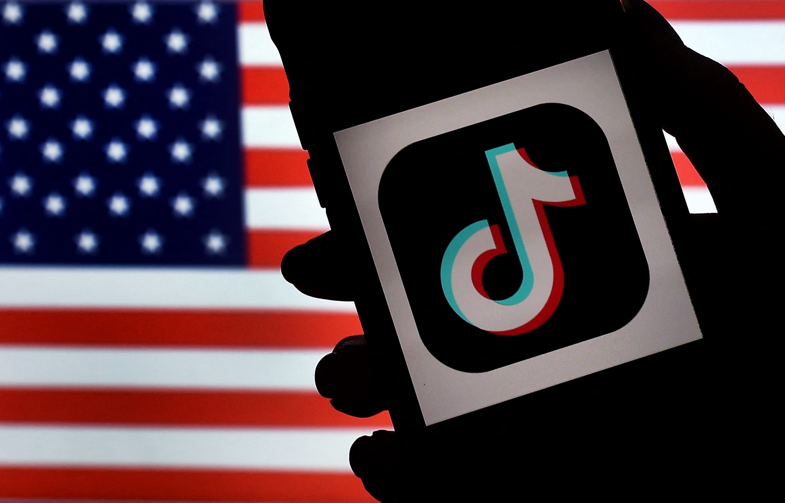 Exame Informática  EUA aprovam lei que pode banir TikTok