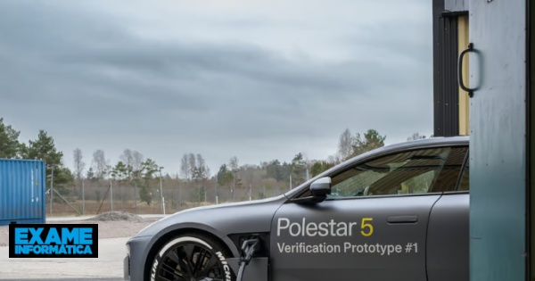 Protótipo do Polestar 5 'atesta' 320 quilómetros de autonomia em apenas dez minutos