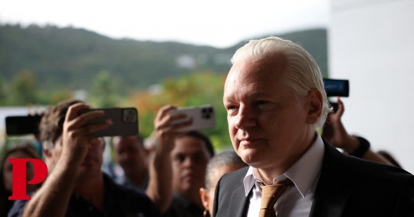 Julian Assange aterrou em Saipan e já está no tribunal