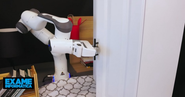 Investigadores testam robôs domésticos com simulações feitas por iPhones
