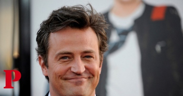 Investigação à morte de Matthew Perry, da série Friends, resultou em cinco detenções