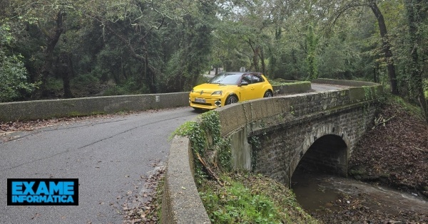 Conduzimos o Renault 5: Saudades do futuro