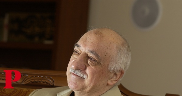 Morreu Gülen, o poderoso líder religioso acusado de golpe para derrubar Erdogan