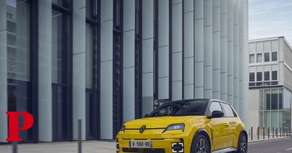 Renault 5 E-Tech: ligaram o ícone à corrente e resultou