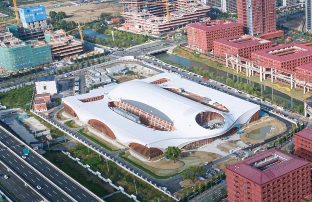 Fábrica hipergravidade China