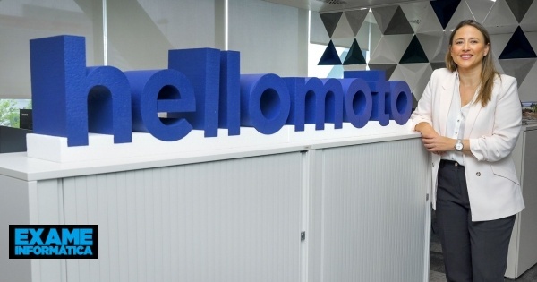 Andrea Monleon está a liderar o regresso da Motorola a Portugal. E pronta para roubar clientes à Samsung, Apple e Xiaomi