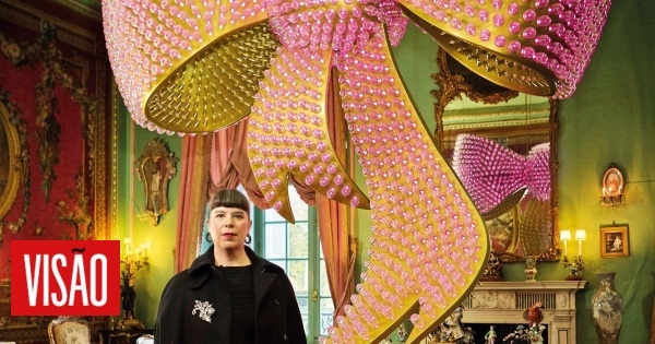 Palaciana e popular. Joana Vasconcelos encanta em Madrid