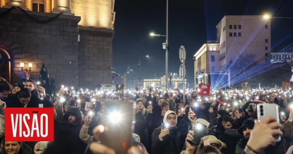 Bandos de pardais à solta