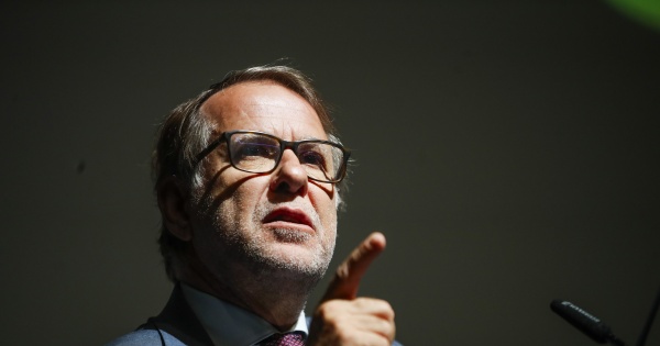 Luís Neves: o tanque, o atrelado e a arte de incendiar um ministro