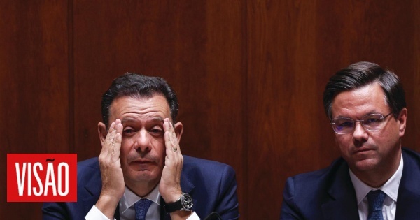O regresso dos casos e casinhos