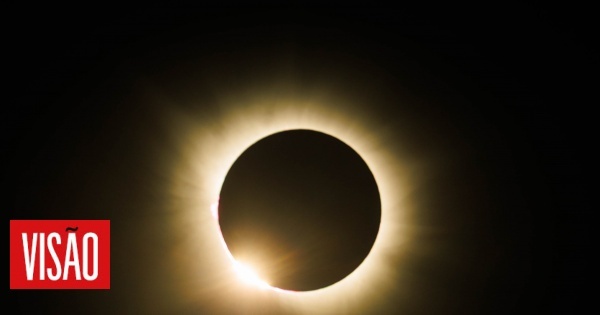 As imagens de um eclipse solar total para a posteridade