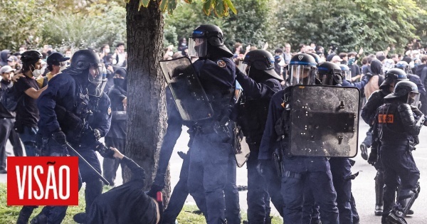 De França fala a democracia