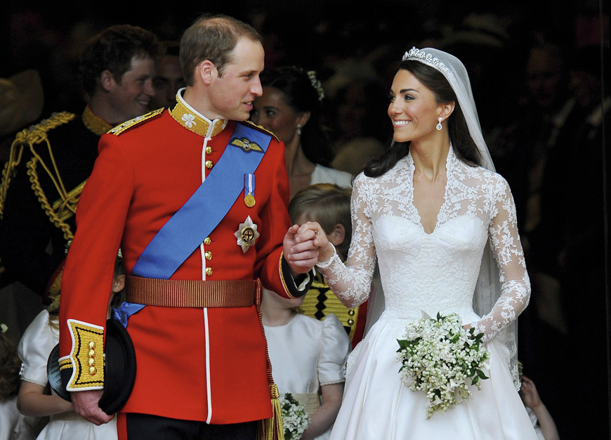 Kate Middleton e Príncipe William recebem a Princesa Victoria e o