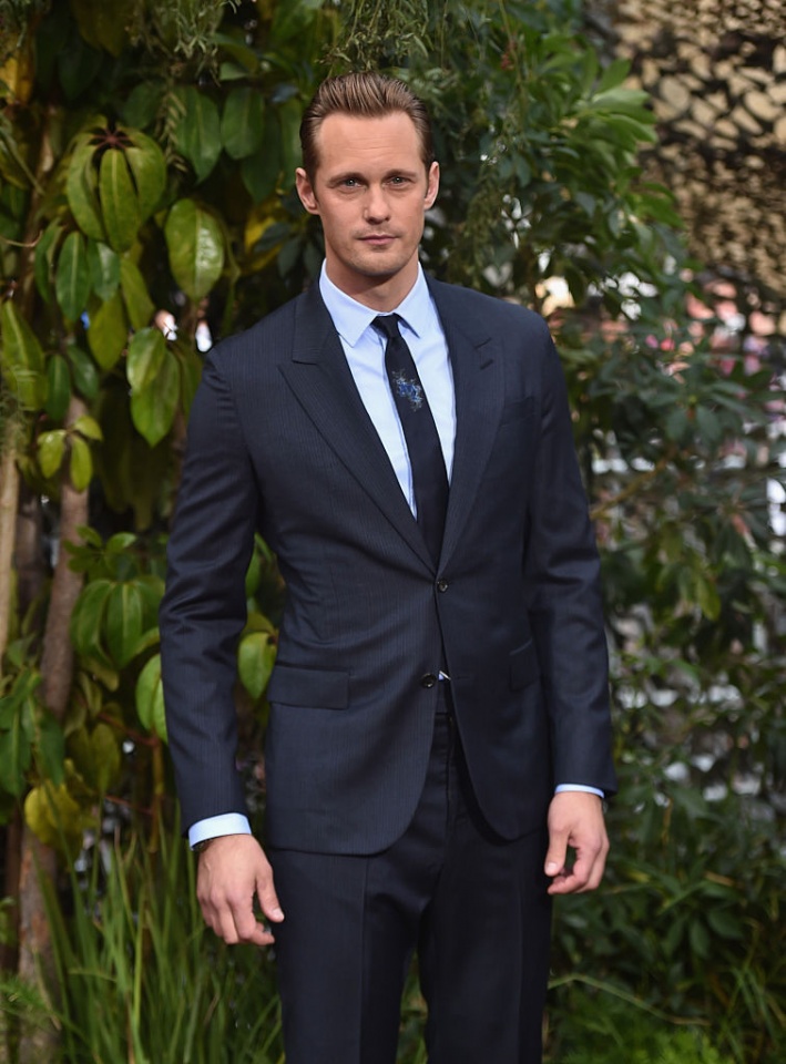 Caras Alexander Skarsgard Surge Irreconhecivel