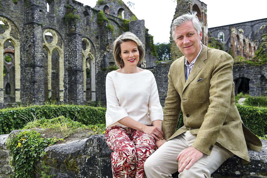 Mathilde e Philippe da Bélgica de férias com os quatro filhos - Caras