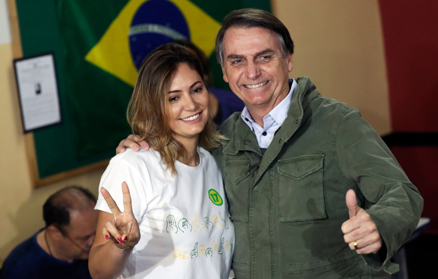 Filha de Michelle Bolsonaro mostra aniversário do pai da primeira