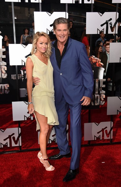 10 Hayley Roberts e David Hasselhoff.jpg