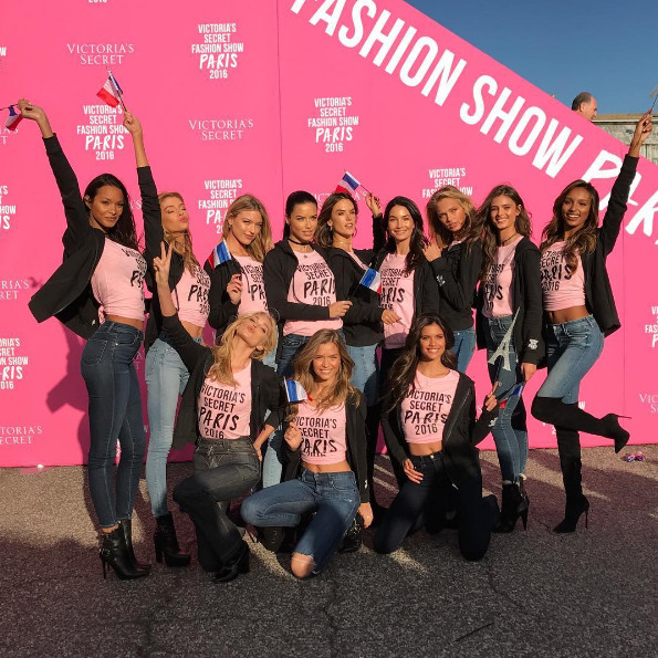 Victoria's Secret Pink z Gigi Hadid i Rachel Hilbert